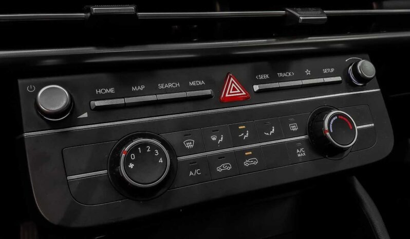 
								Hyundai Tucson full									