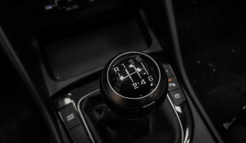 
								Hyundai Tucson full									