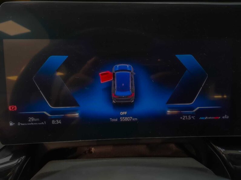
								BMW X1 full									