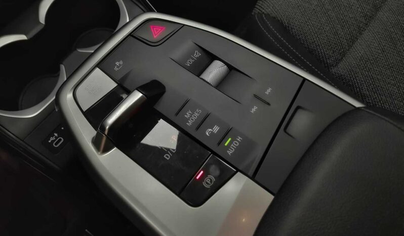 
								BMW X1 full									