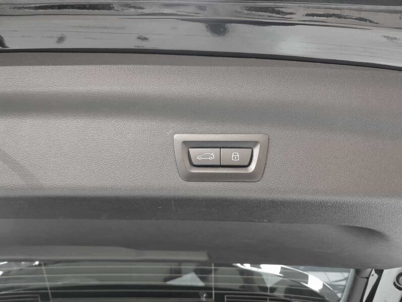 
								BMW X1 full									