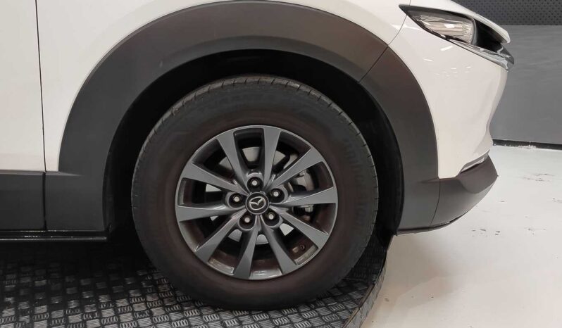 
								Mazda CX-30 full									