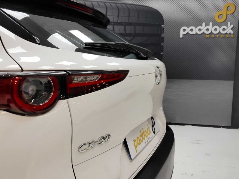 
								Mazda CX-30 full									