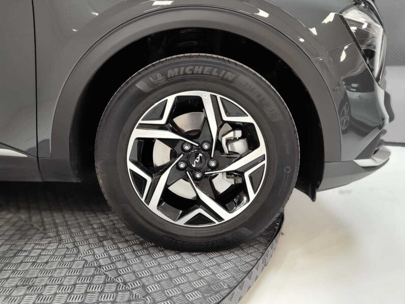 
								Kia Sportage full									