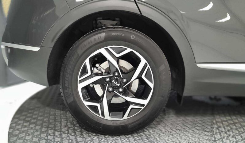 
								Kia Sportage full									
