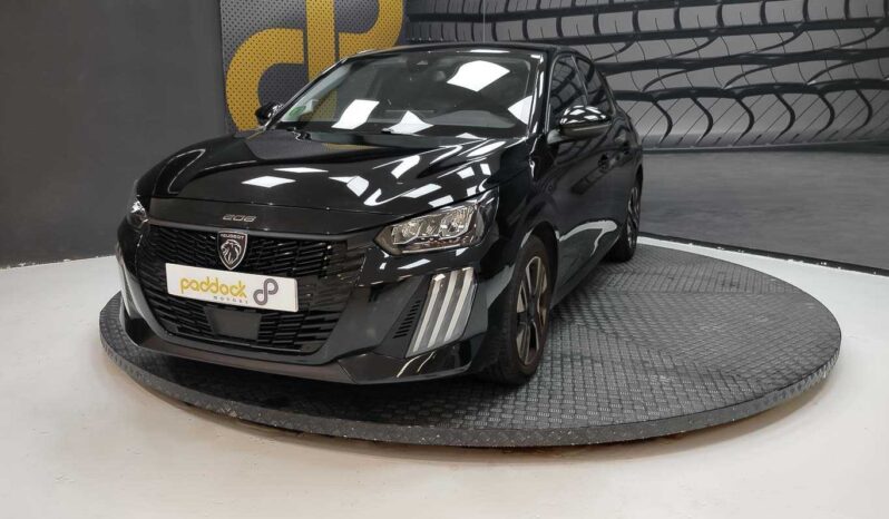 
								Peugeot 208 full									