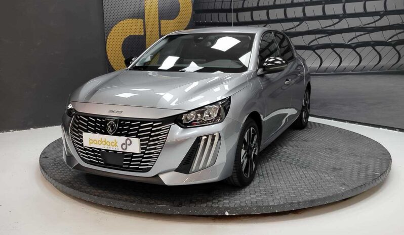 
								Peugeot 208 full									