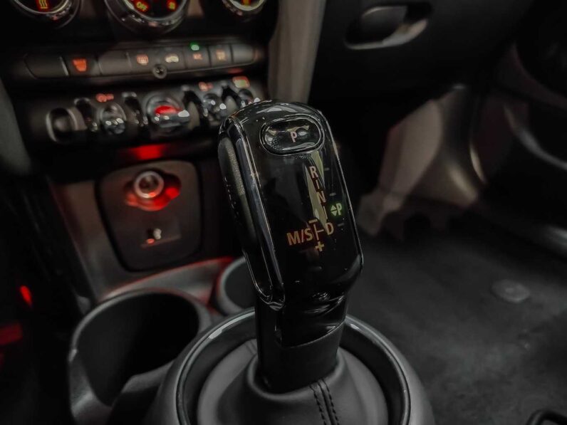 
								Mini Cooper full									