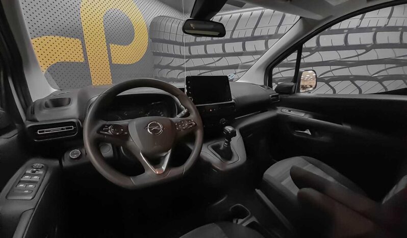 
								OPEL Combo full									