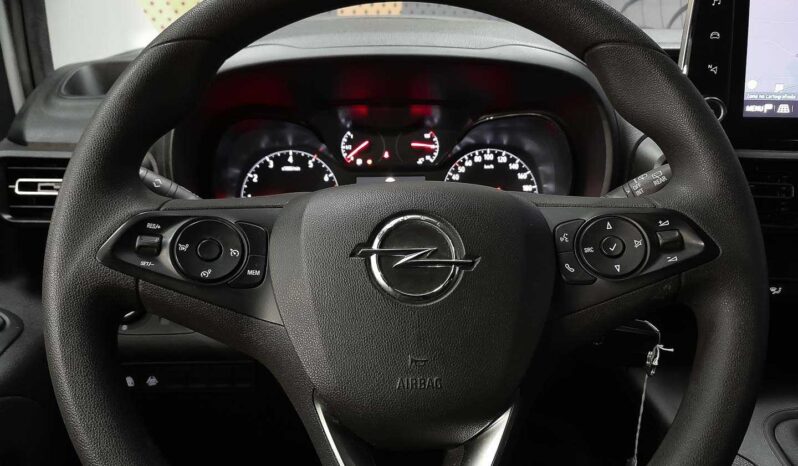 
								OPEL Combo full									