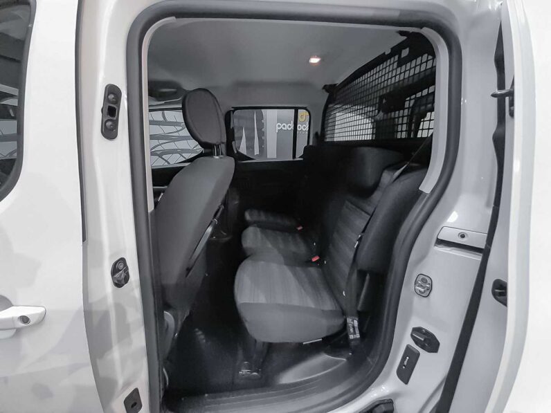 
								OPEL Combo full									
