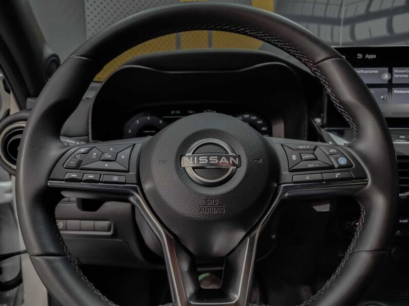 
								Nissan Juke full									