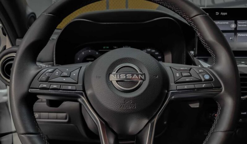 
								Nissan Juke full									