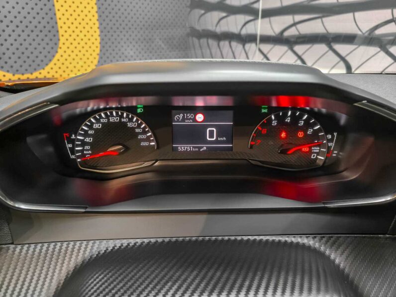 
								Peugeot 2008 full									