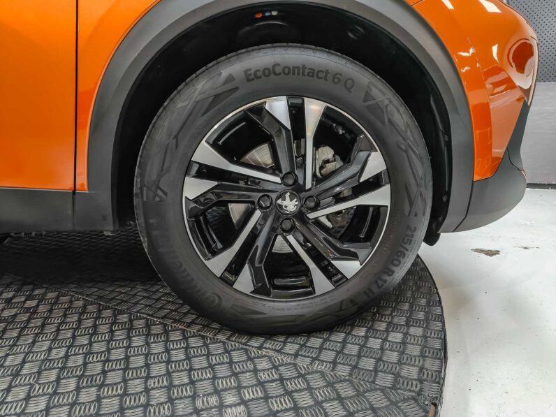 
								Peugeot 2008 full									