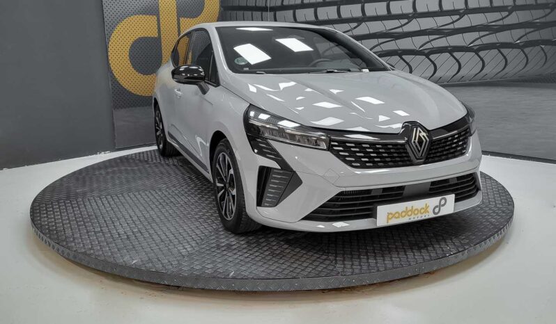
								renault Clio full									