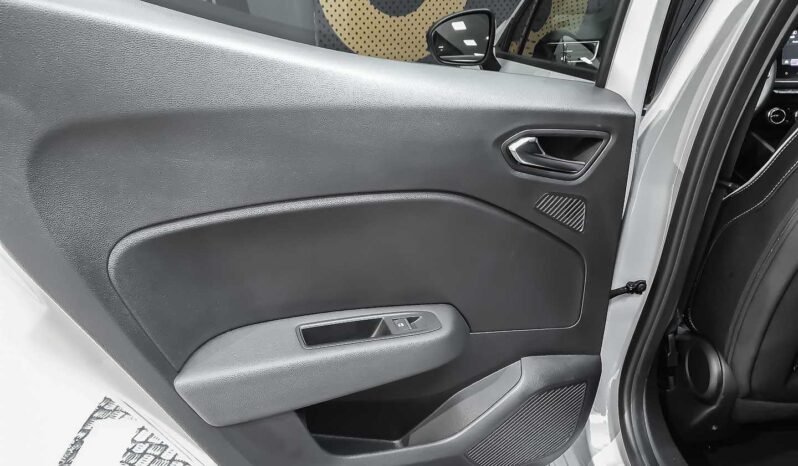 
								renault Clio full									
