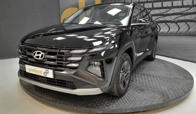 
								Hyundai Tucson full									