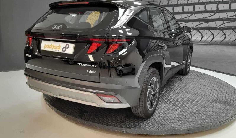 
								Hyundai Tucson full									