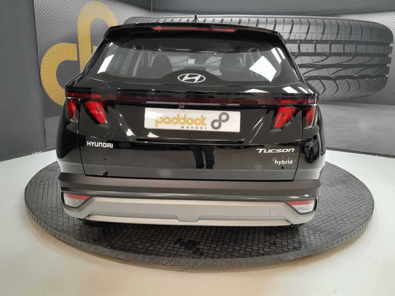 
								Hyundai Tucson full									
