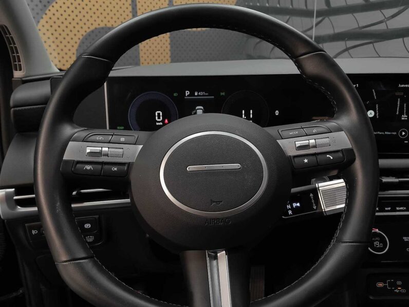
								Hyundai Tucson full									