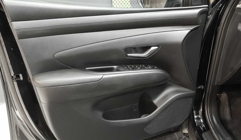 
								Hyundai Tucson full									