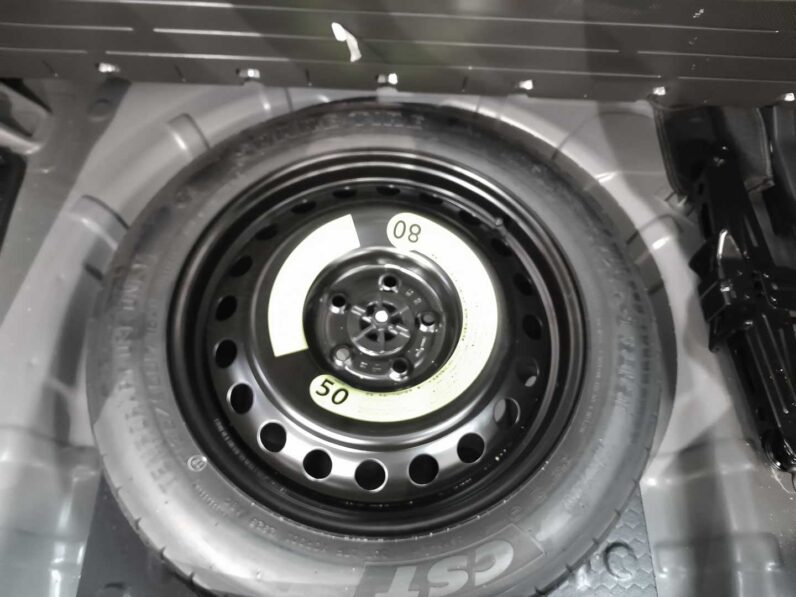 
								Hyundai Tucson full									