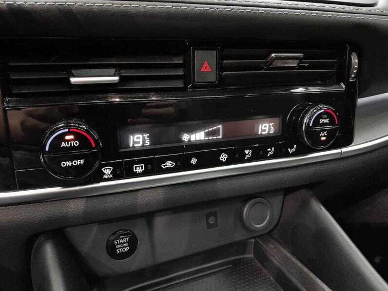 
								Nissan Qashqai full									