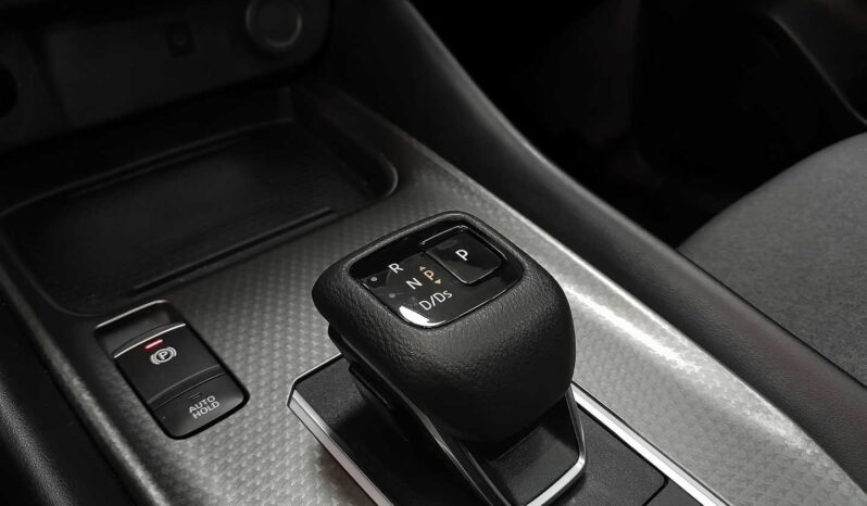 
								Nissan Qashqai full									