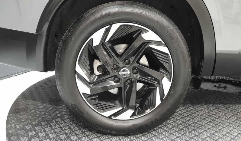 
								Nissan Qashqai full									