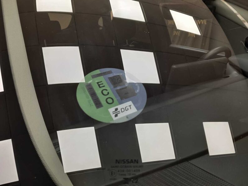 
								Nissan Qashqai full									