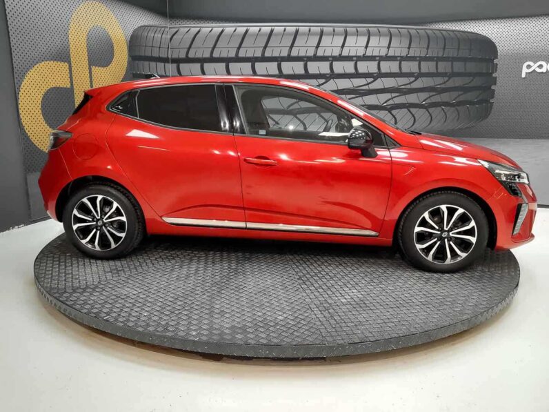 
								renault Clio full									