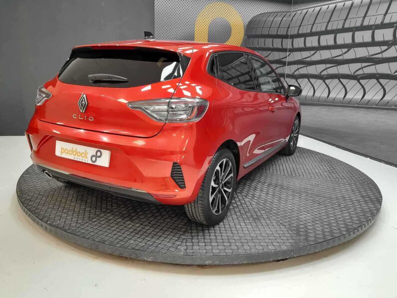 
								renault Clio full									