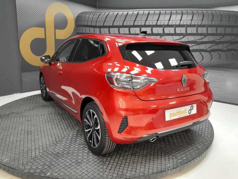 
								renault Clio full									