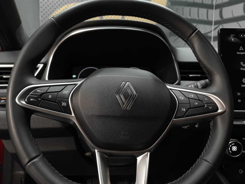 
								renault Clio full									