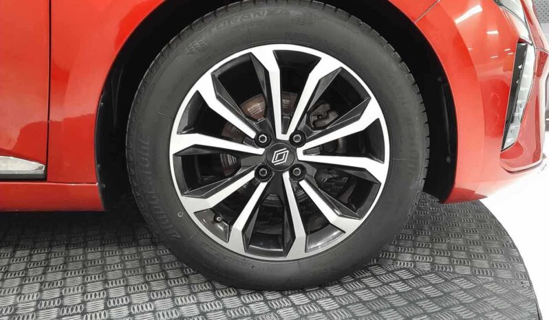 
								renault Clio full									