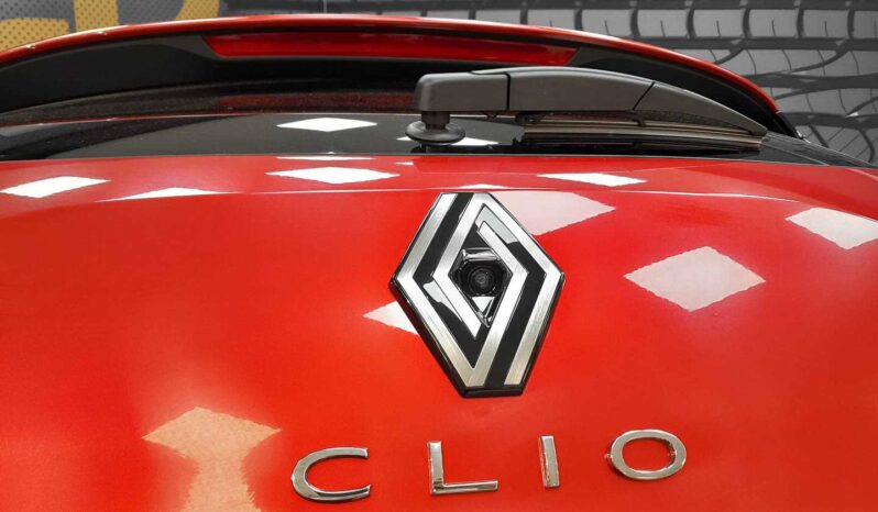 
								renault Clio full									