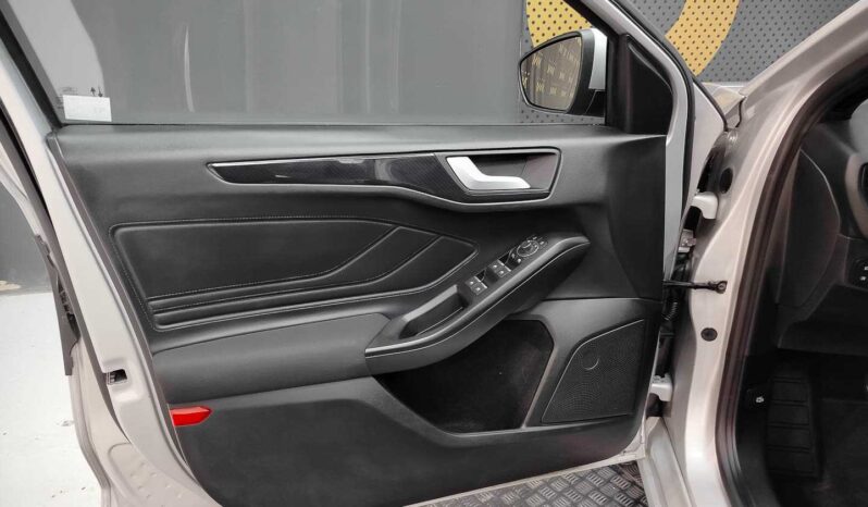 
								Ford Focus full									