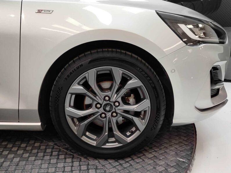
								Ford Focus full									