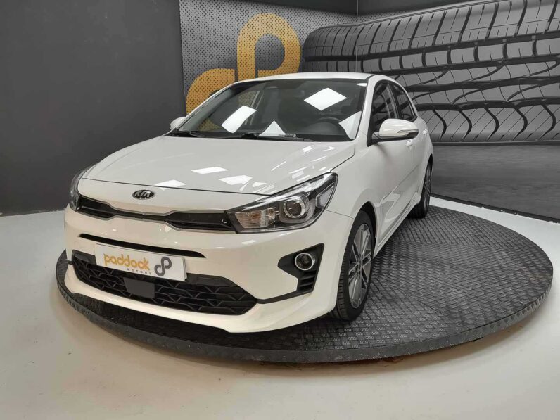 
								Kia Rio full									