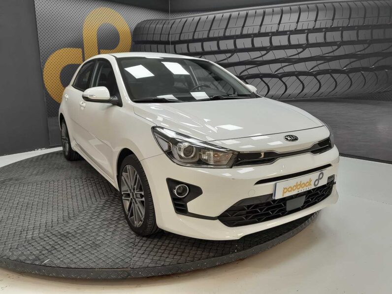 
								Kia Rio full									