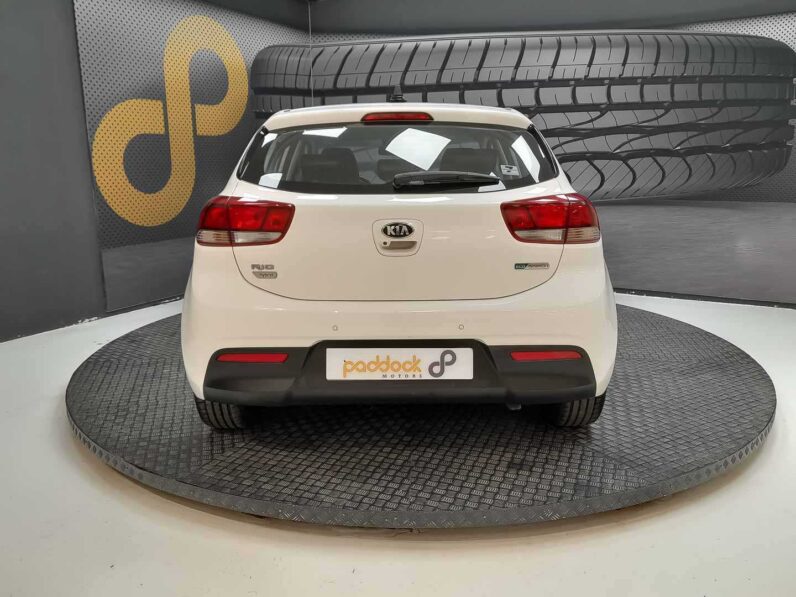
								Kia Rio full									
