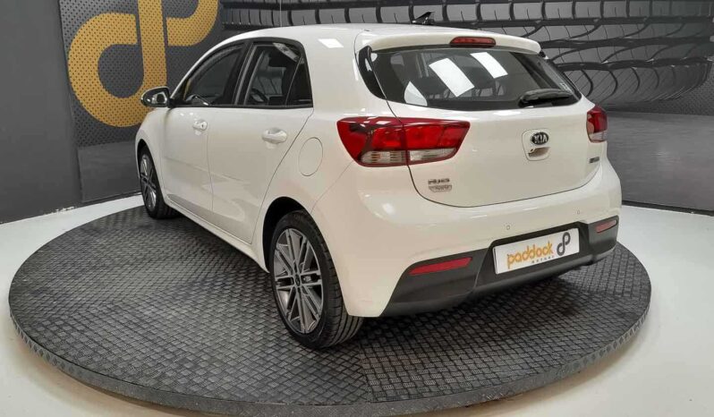 
								Kia Rio full									