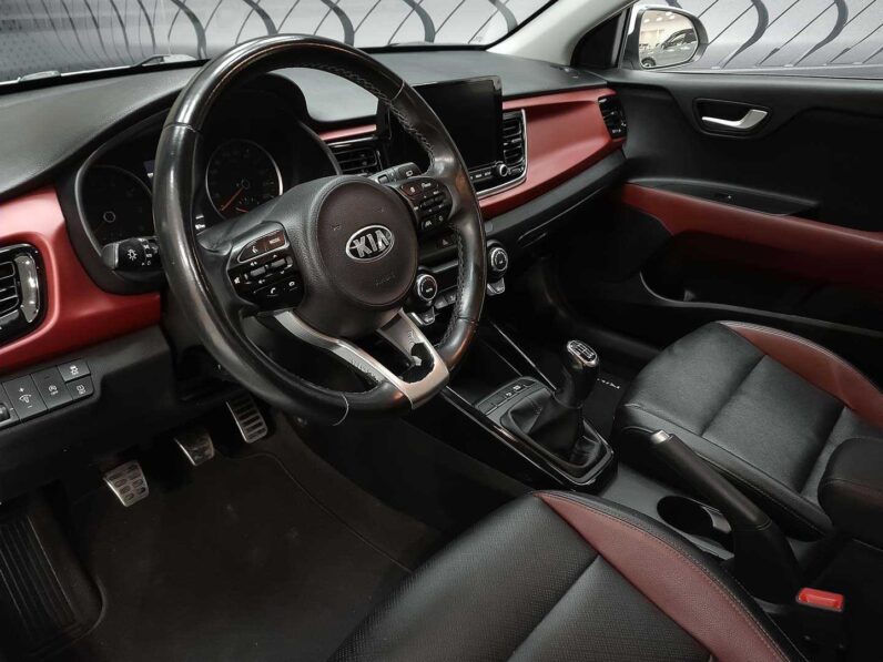 
								Kia Rio full									