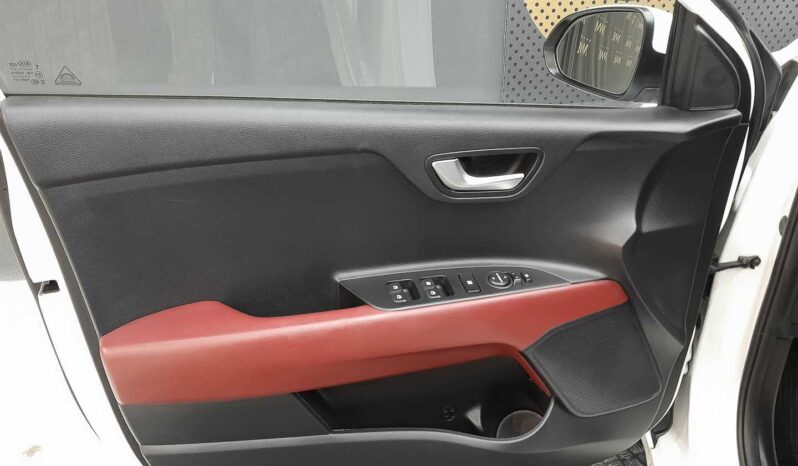 
								Kia Rio full									