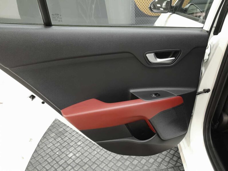 
								Kia Rio full									