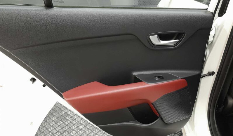 
								Kia Rio full									