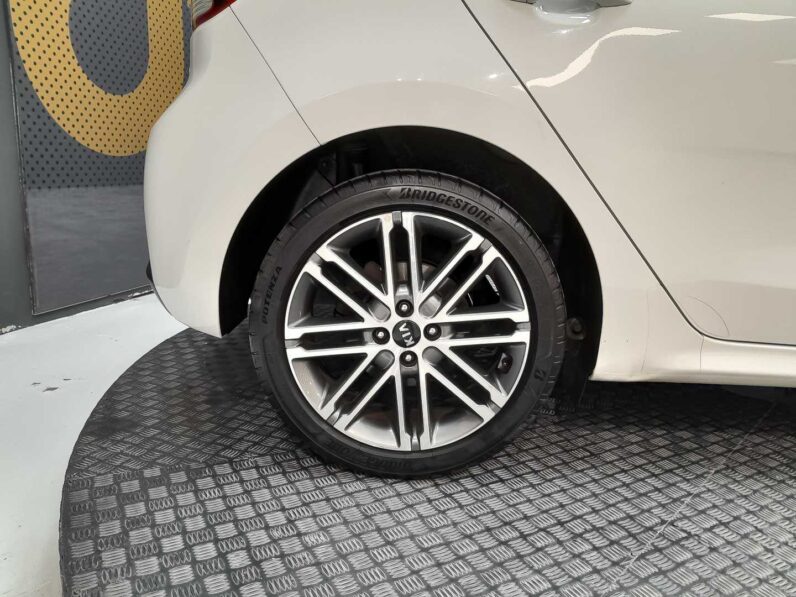 
								Kia Rio full									