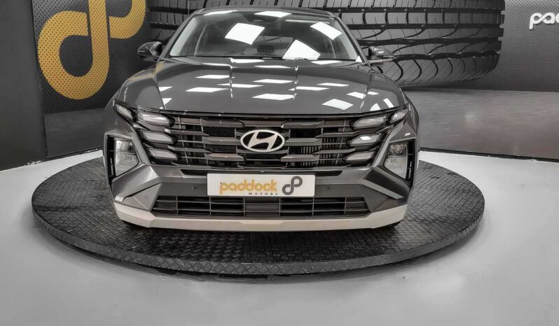 
								Hyundai Tucson full									