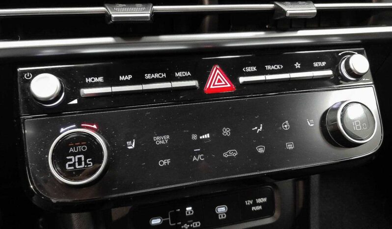 
								Hyundai Tucson full									